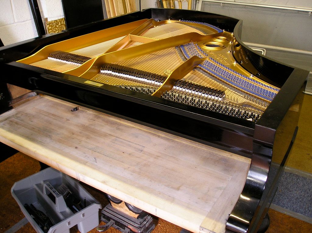 Restauración Piano Blüthner